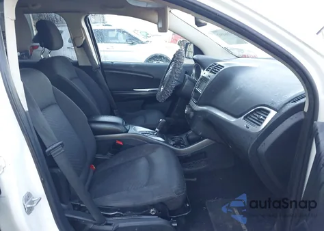 2013 Dodge Journey Sxt z USA, uszkodzony, nr VIN 3C4PDCBG7DT705529